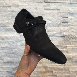Louis Vuitton Men’s Vesuvio Buckle Shoe (US 8)